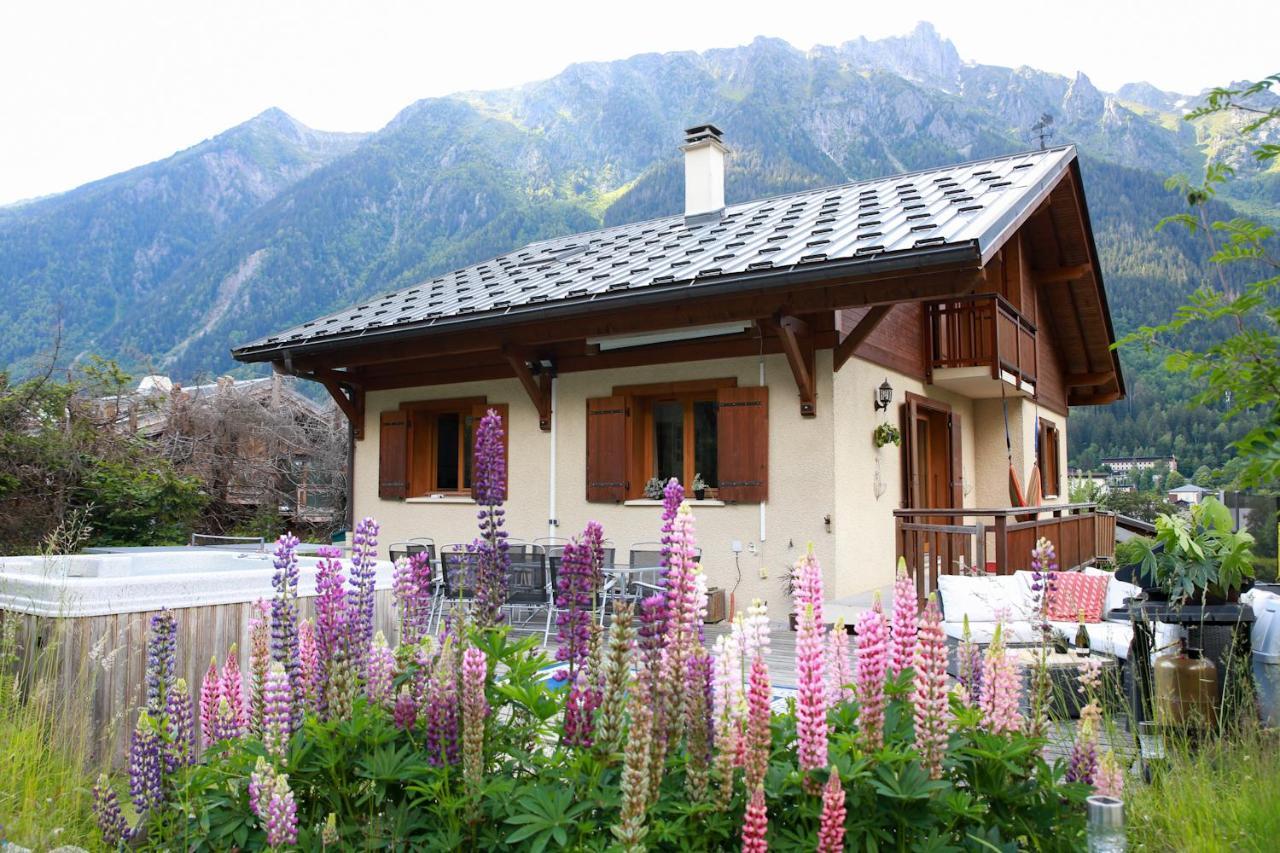 Chamonix Large Chalet, Sleeps 12, 200M2, 5 Bedroom, 4 Bathroom, Garden, Jacuzzi, Sauna Εξωτερικό φωτογραφία